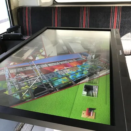 Bed In Bus 4* בלונו