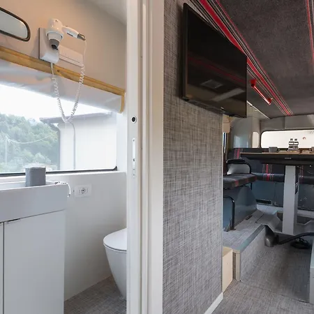 Bed In Bus 4* Belluno