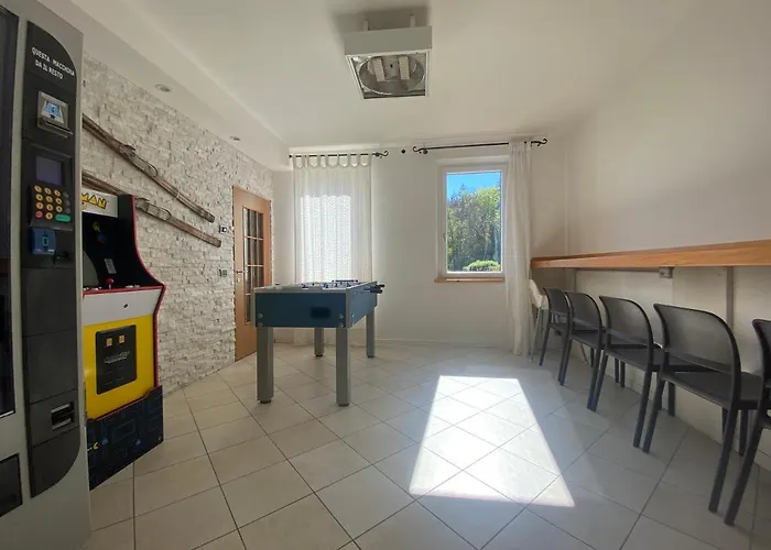 Bed & Breakfast Bed In Bus 4*