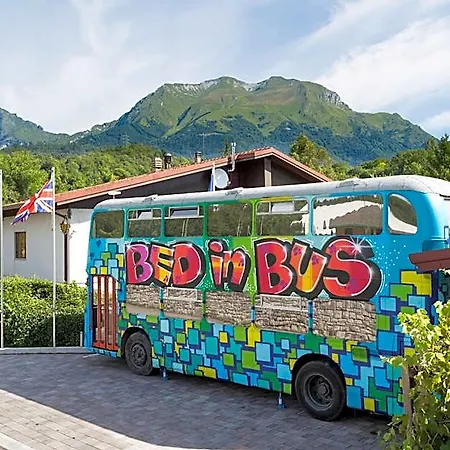 فندق مبيت وإفطار Bed In Bus
