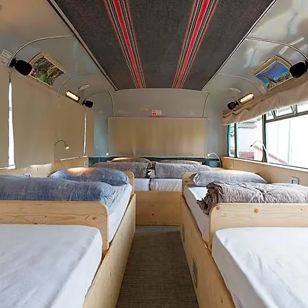 فندق مبيت وإفطار Bed In Bus