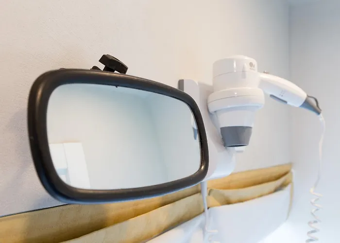 Bed and breakfast Bed In Bus 4*