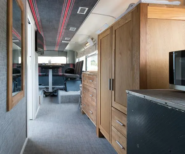 Bed In Bus Bed and breakfast